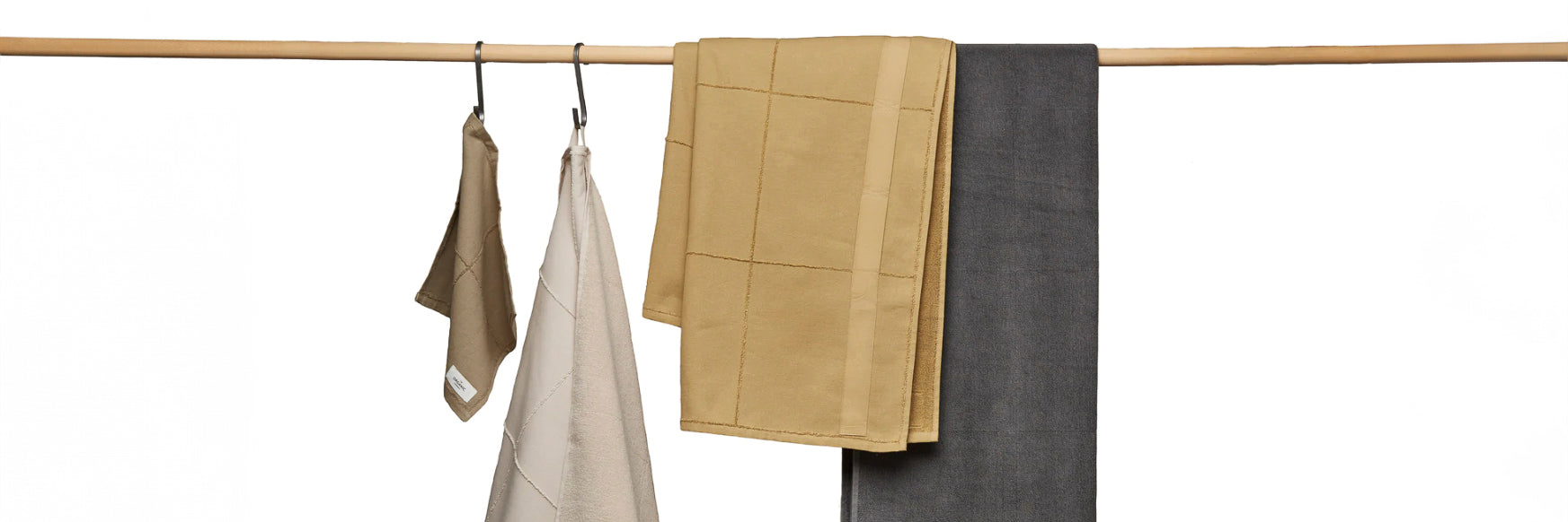 Drei Frauen mit Handtücher