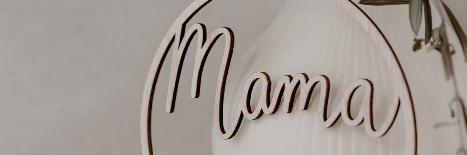 Trockenblumenring handgemacht mit Holzring