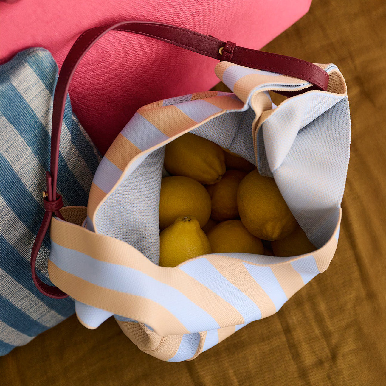 Knitted Markttasche - marzipan & sky