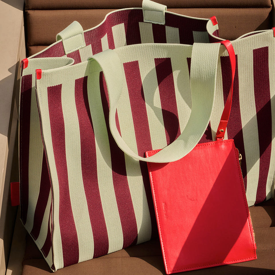 Knitted Shopper - mist & fig