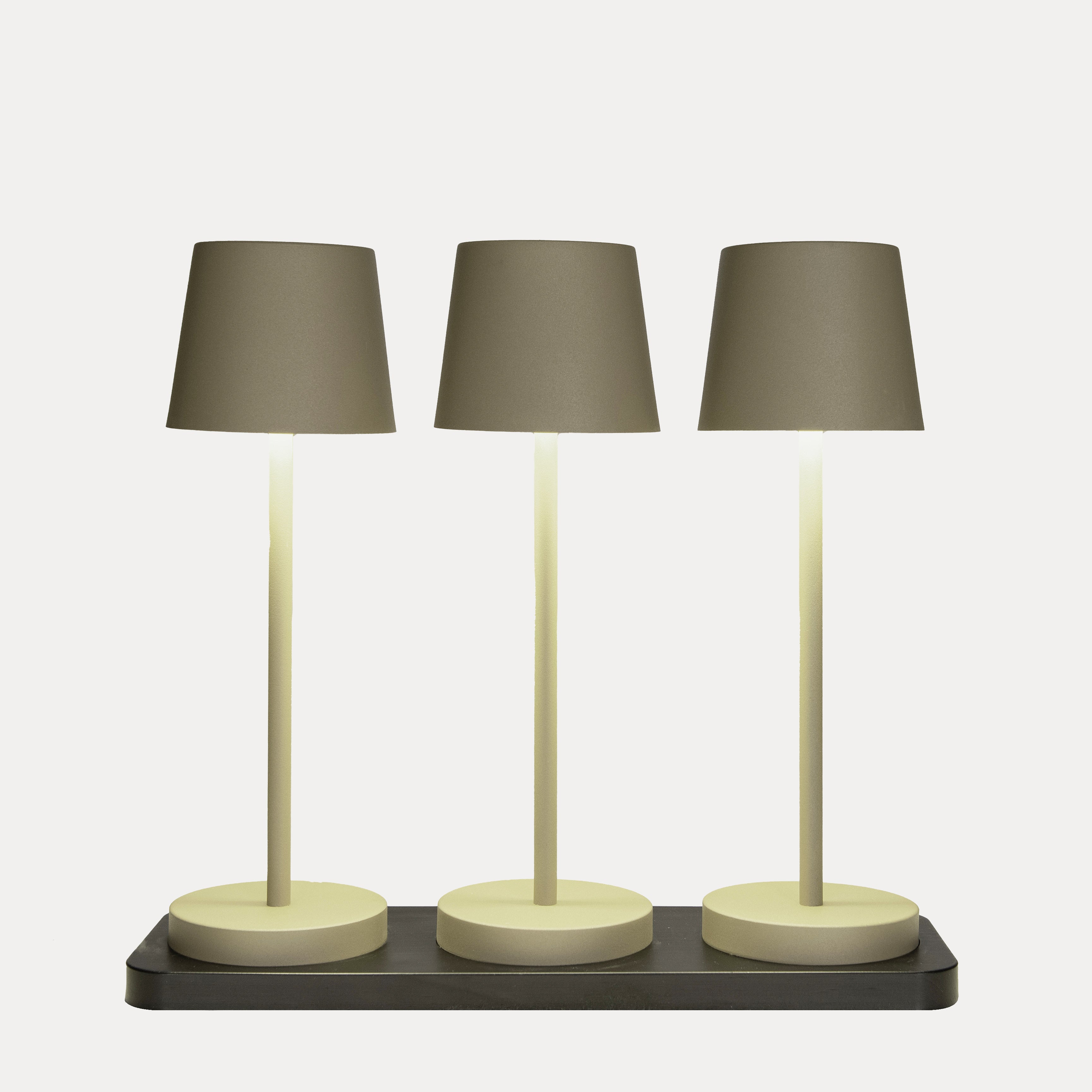 LED Tischlampe 3er Set mit Ladestation - olive