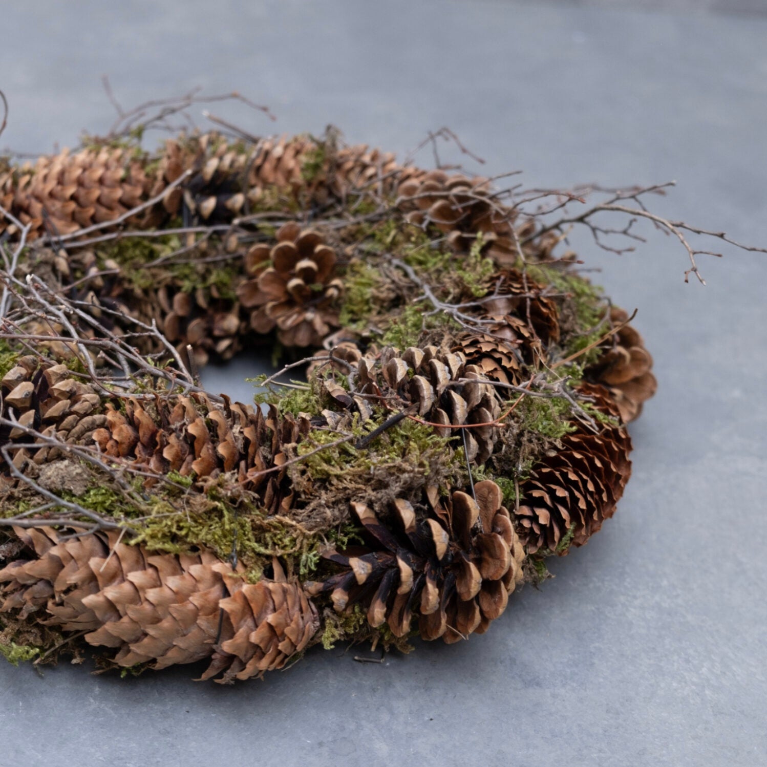 Kranz Zapfen - grün braun