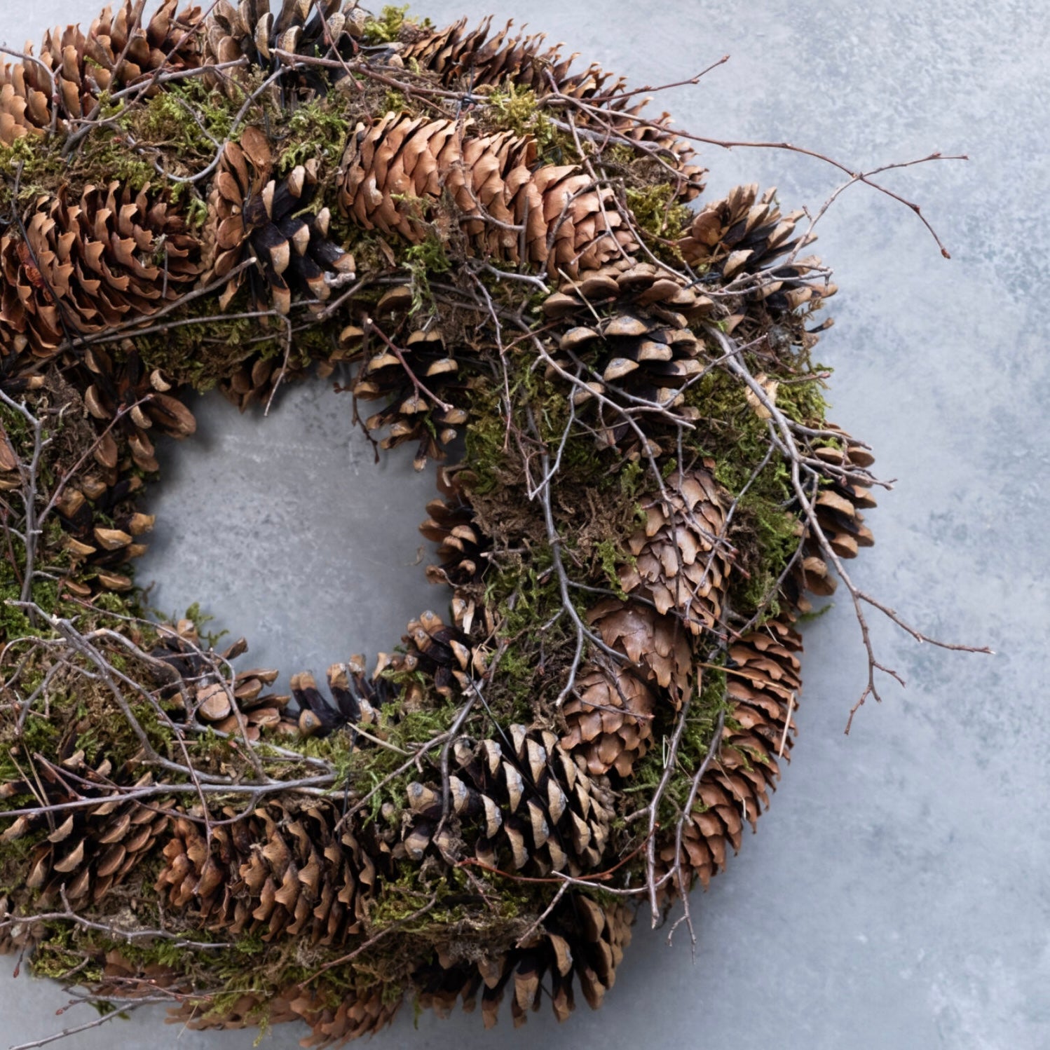 Kranz Zapfen - grün braun