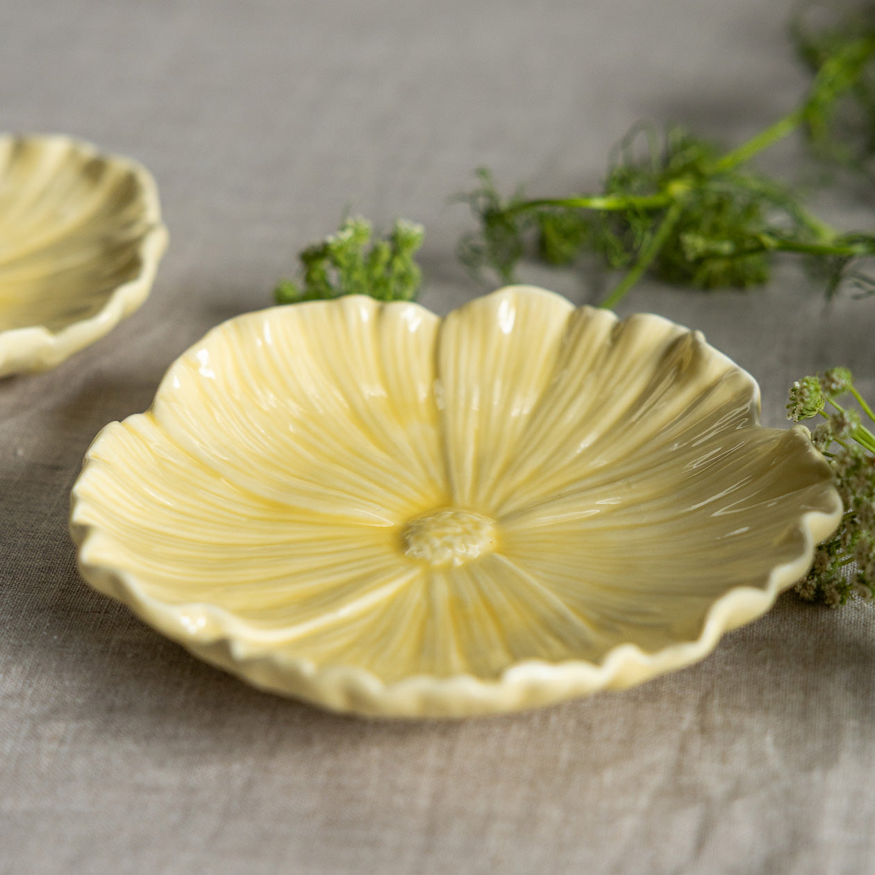 Teller Blomster - gelb