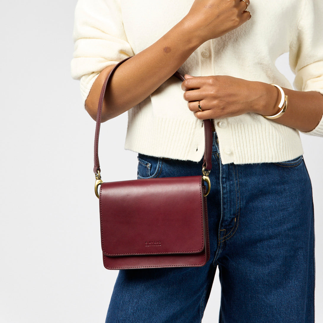 Audrey Mini Tasche - Leder Dark Cherry mit 2 Straps