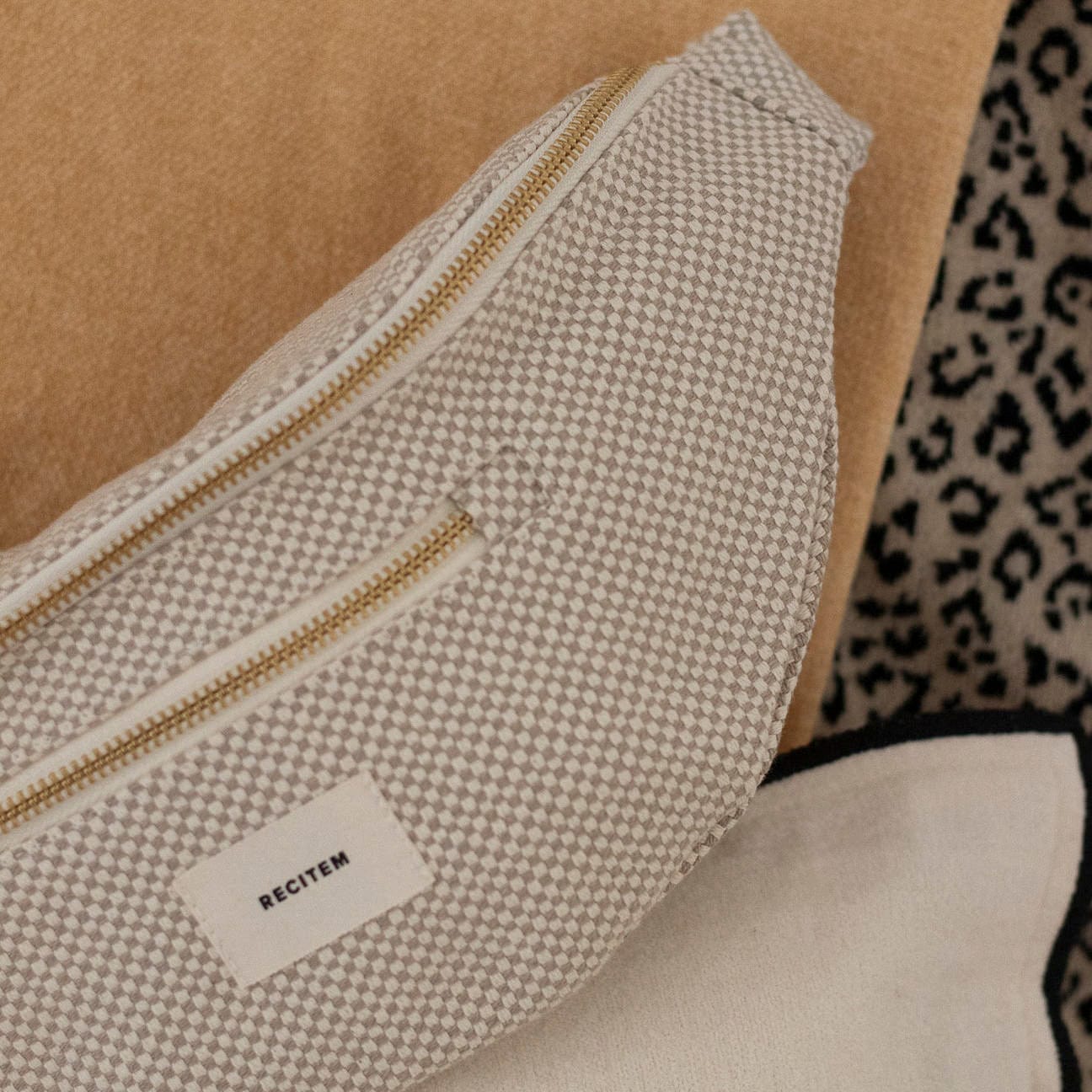 Elio Bauchtasche - beige
