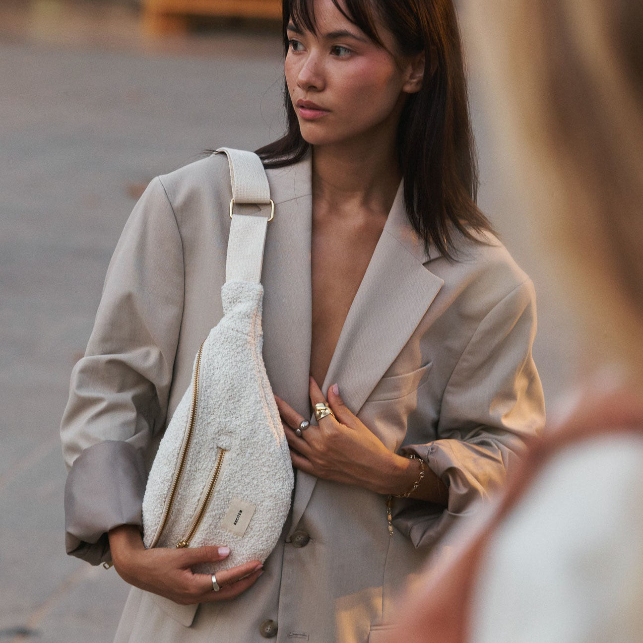 Pablo Bauchtasche - teddy cremeweiß