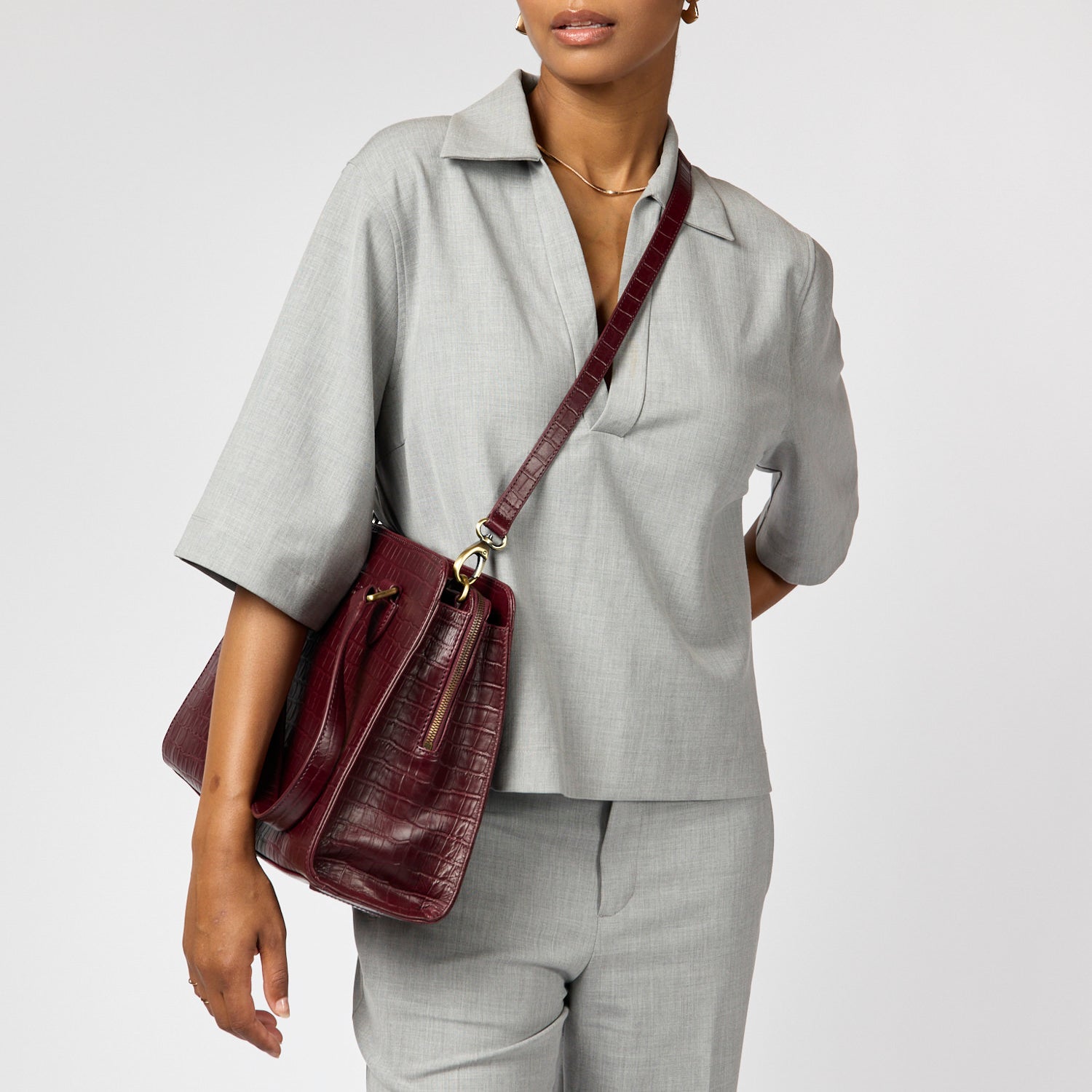 Blair Tasche - Leder Dark Cherry Croco Print mit 2 Straps