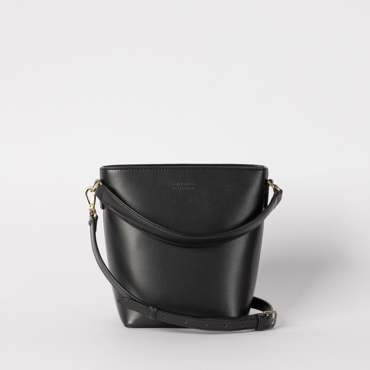 Bobbi Bucket Tasche Midi - Veganes Apfelleder Schwarz