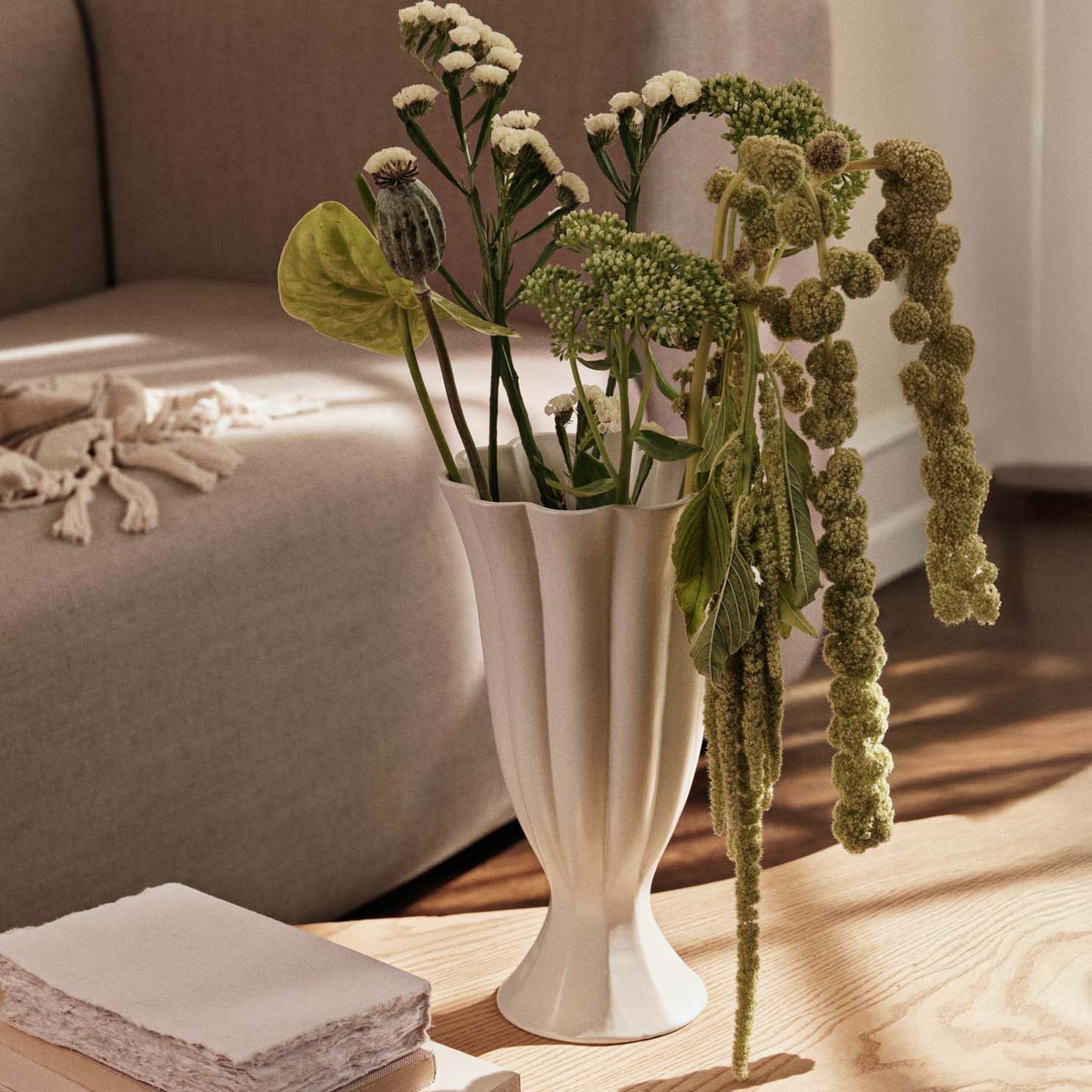 Vase Heli - cremeweiß