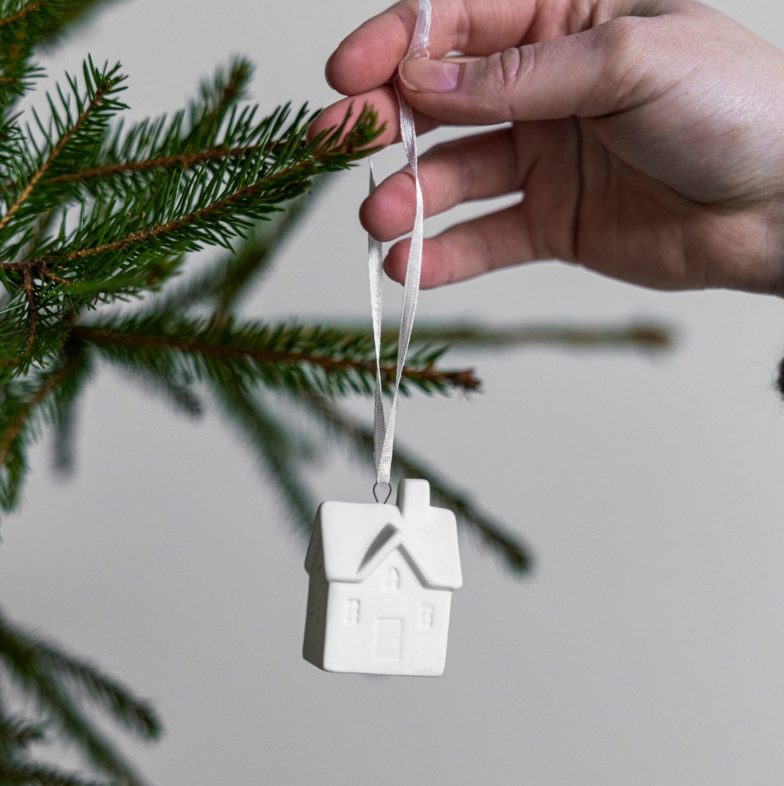 Keramikanhänger Byhus Nr 3 - weiß