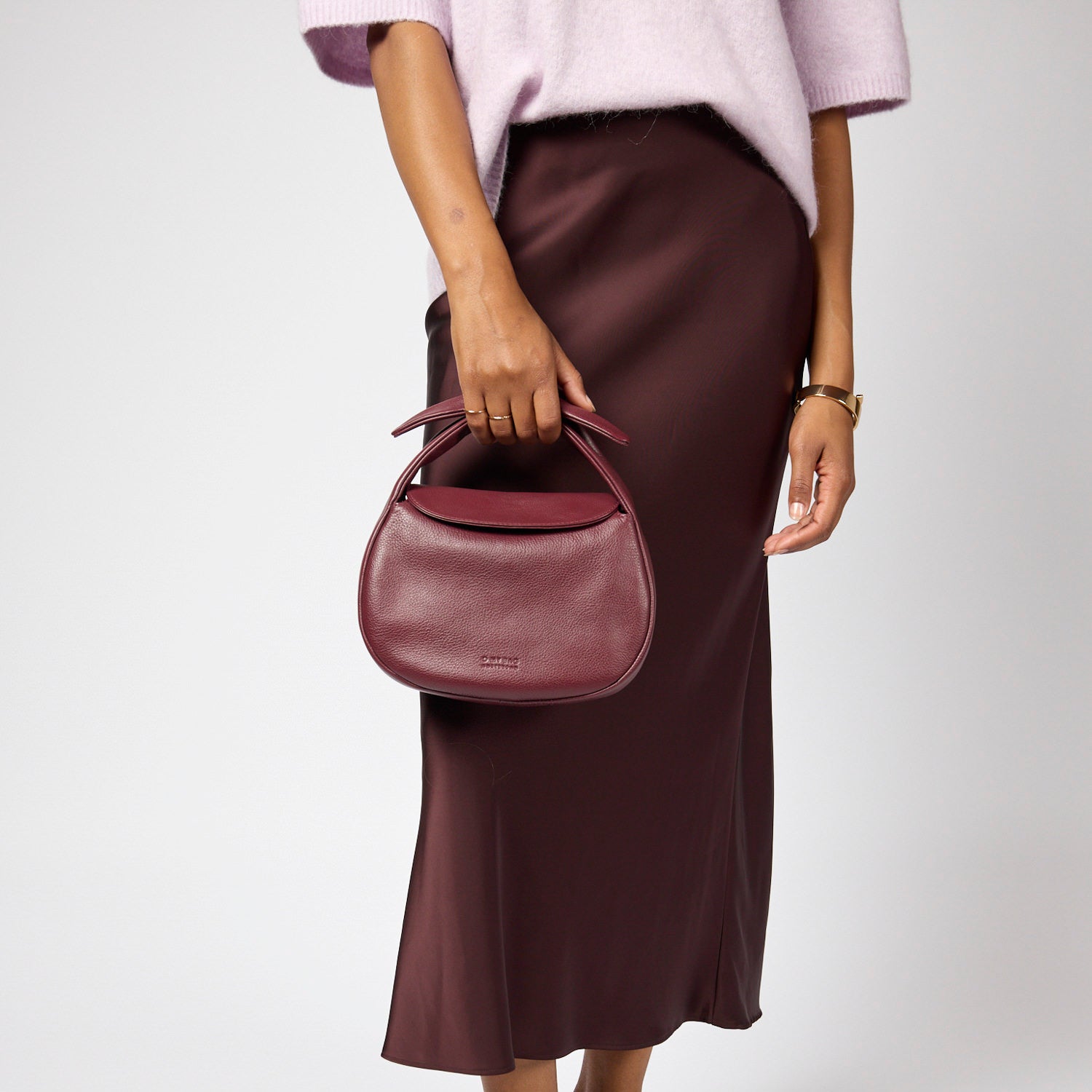 Coco Croissant Tasche - Dark Cherry