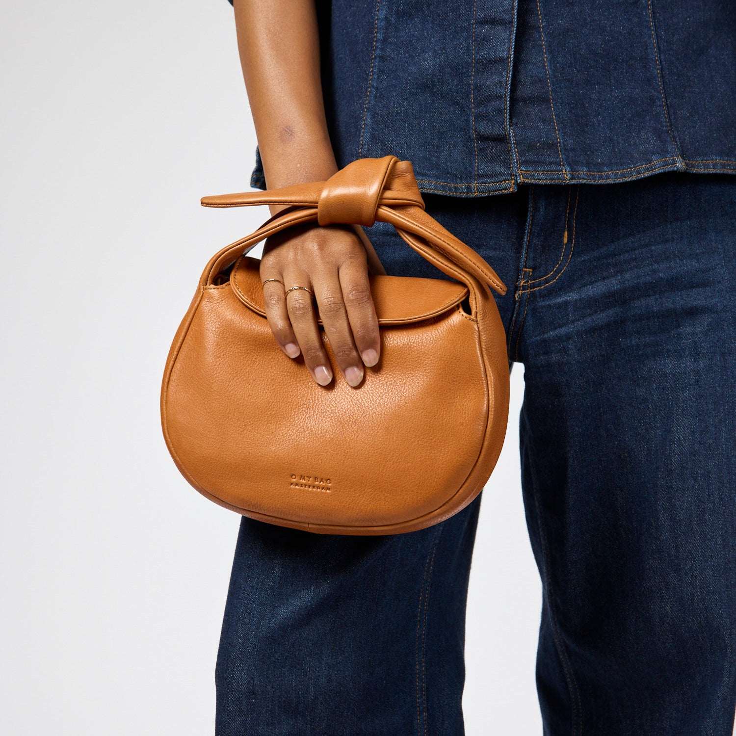Coco Croissant Tasche - Leder Cognac
