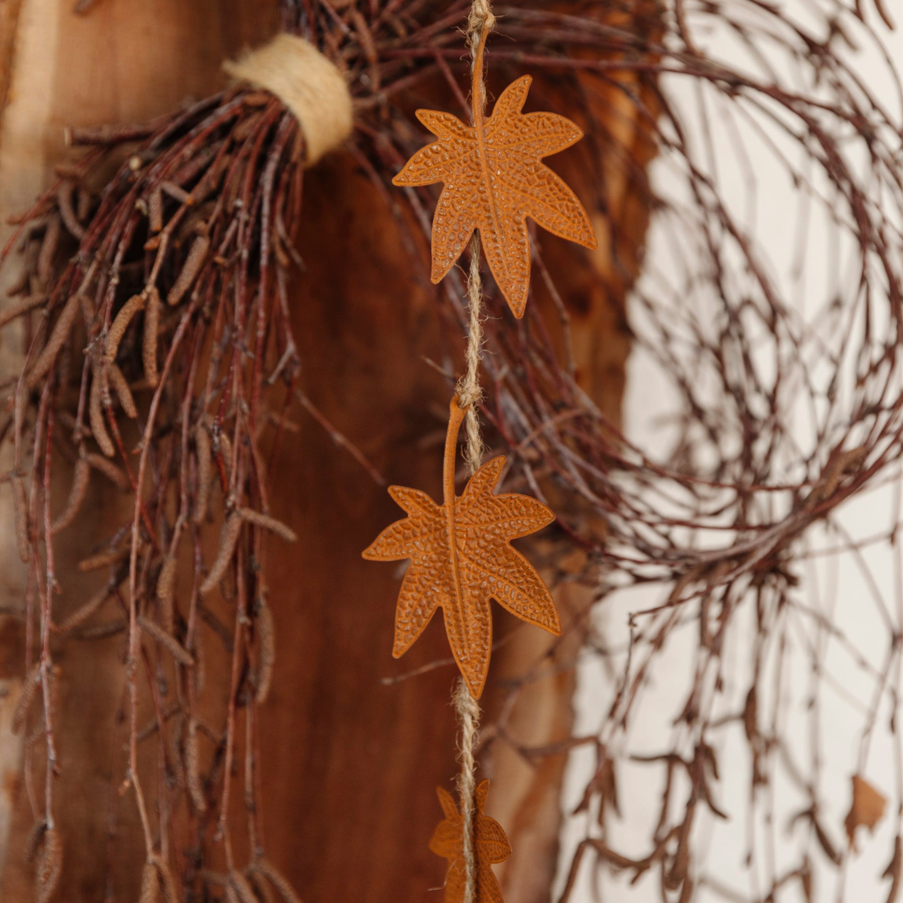 Blätterkette mit 6 Blättern zum Hängen - Rost