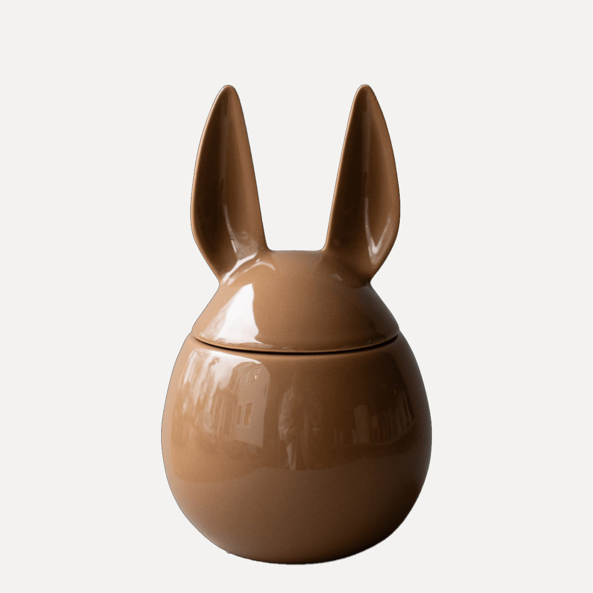 Eating Rabbit Schale mit Deckel - shiny nougat