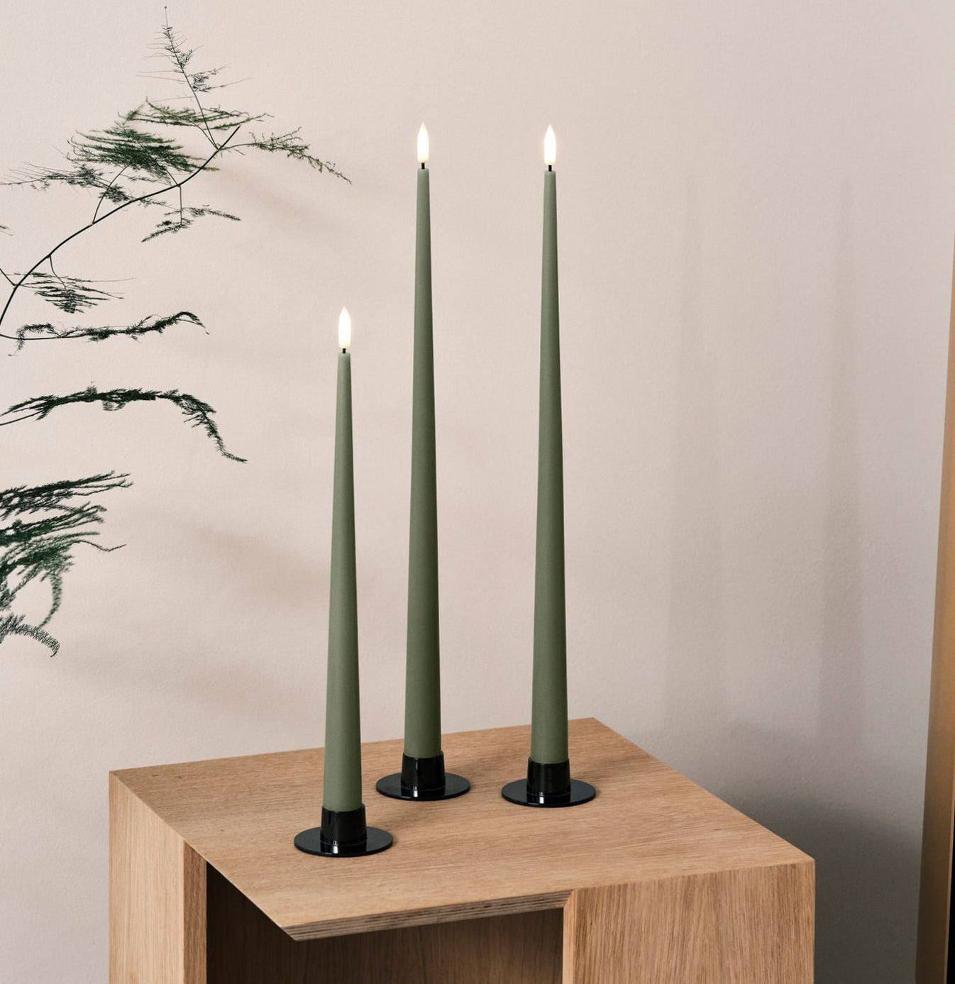 Ester & Erik LED Stabkerzen 2er Set - 70 green soil