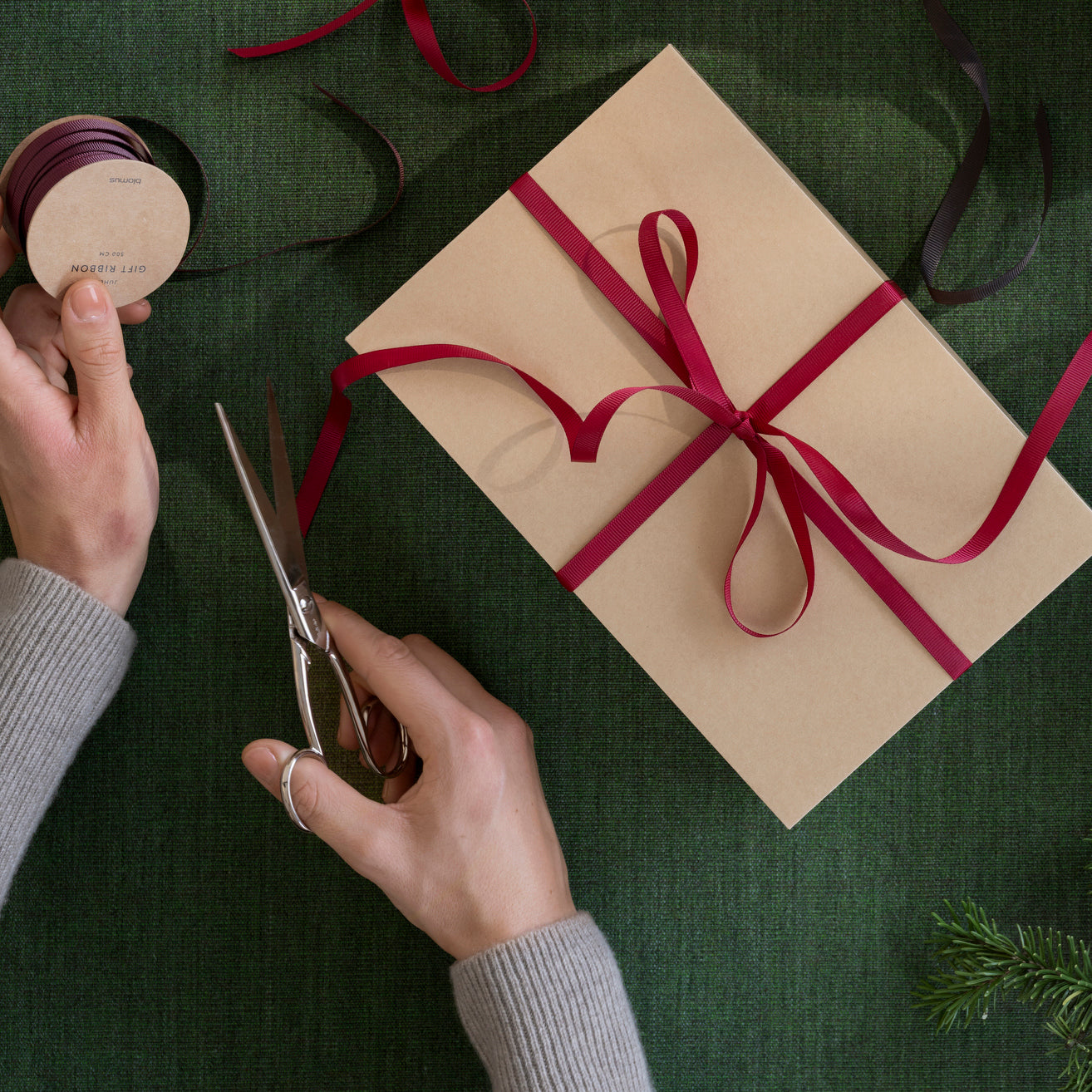 Geschenkband JUHLA - verschiedene Farben