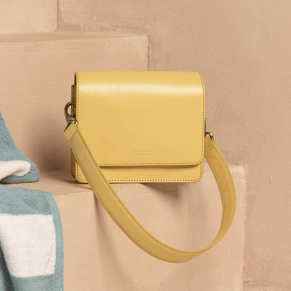 Audrey Mini Tasche - Leder Butter Yellow mit 2 Straps