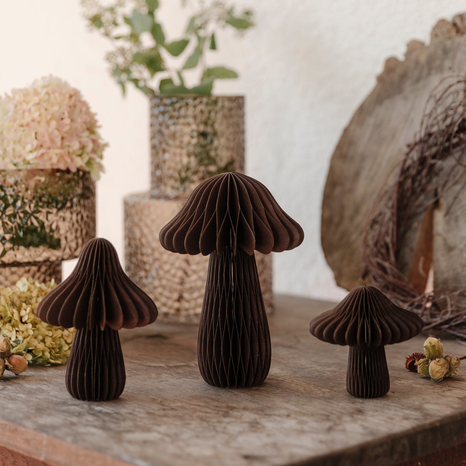 Pilz aus Papier - dunkelbraun
