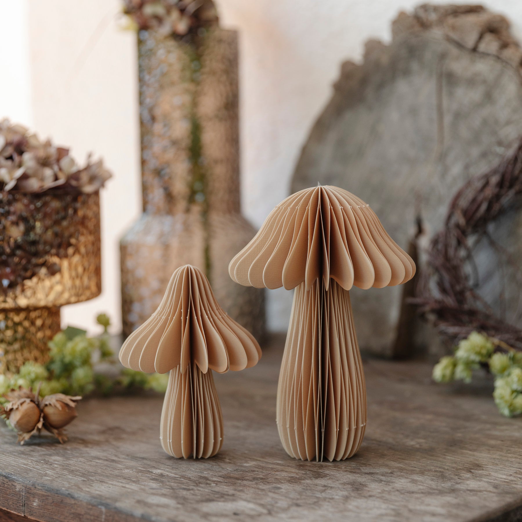 Pilz aus Papier - sand