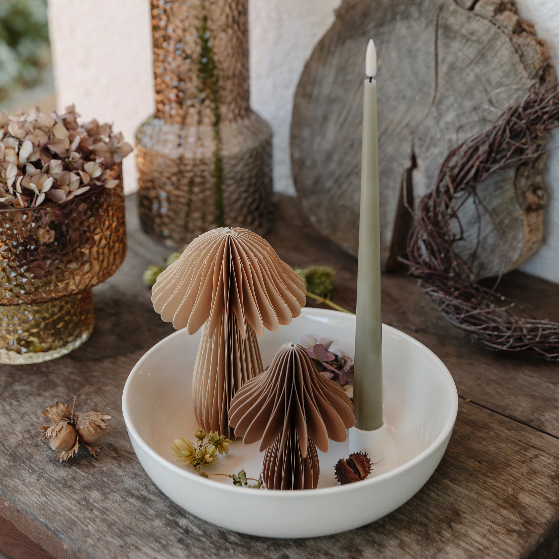 Papier-Honeycomb-Pilz als Herbstdekoration für Dein Zuhause