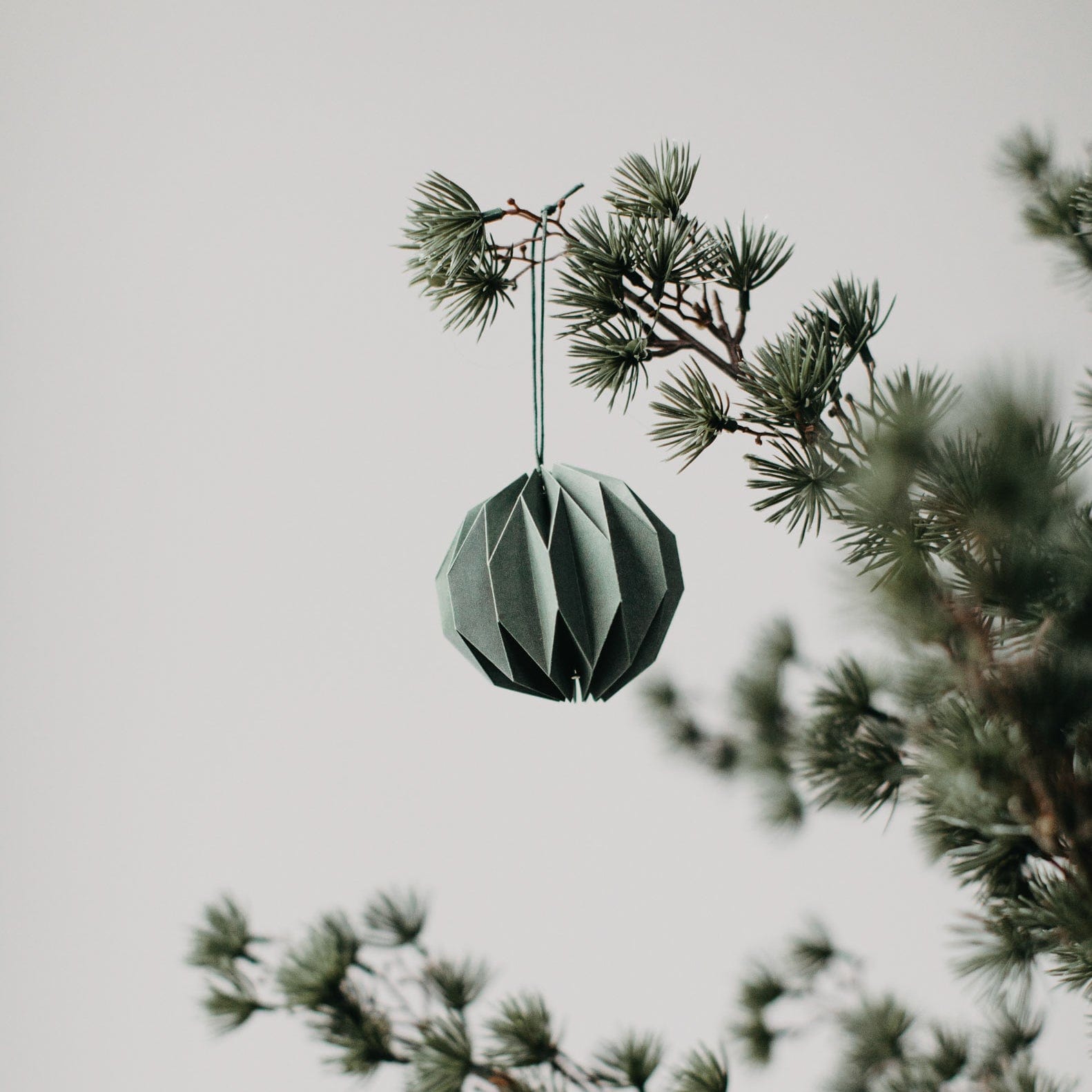 Papieranhänger Kugel Hylta