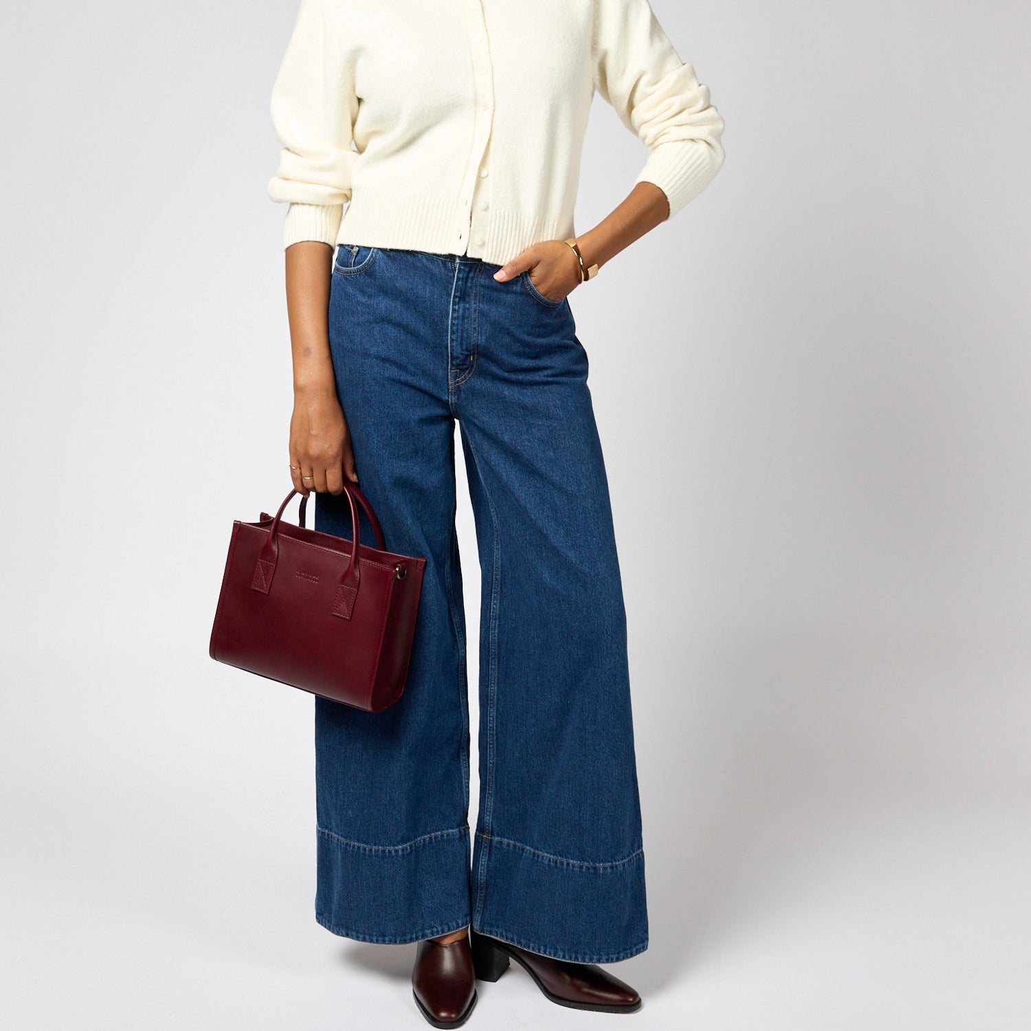 Jackie Midi Tasche - Leder Dark Cherry mit 2 Straps