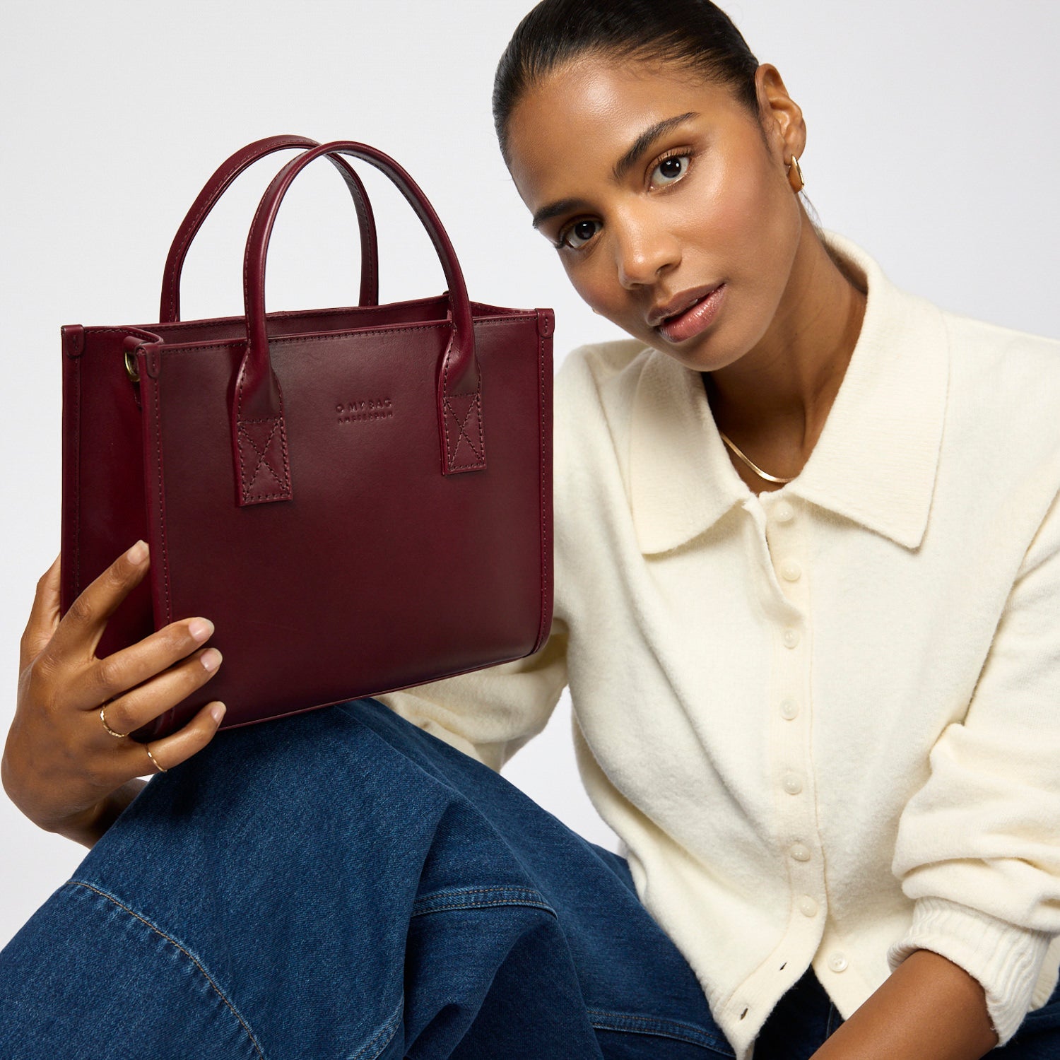 Jackie Midi Tasche - Leder Dark Cherry mit 2 Straps