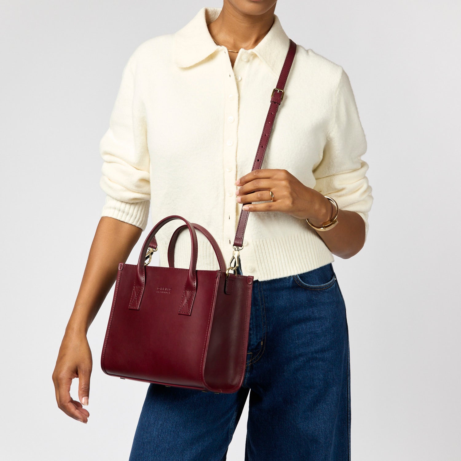 Jackie Midi Tasche - Leder Dark Cherry mit 2 Straps