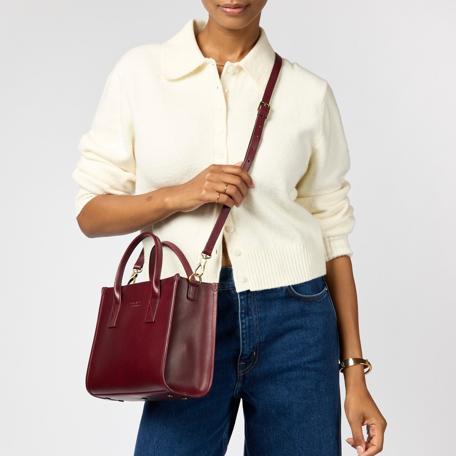 Jackie Midi Tasche - Leder Dark Cherry mit 2 Straps