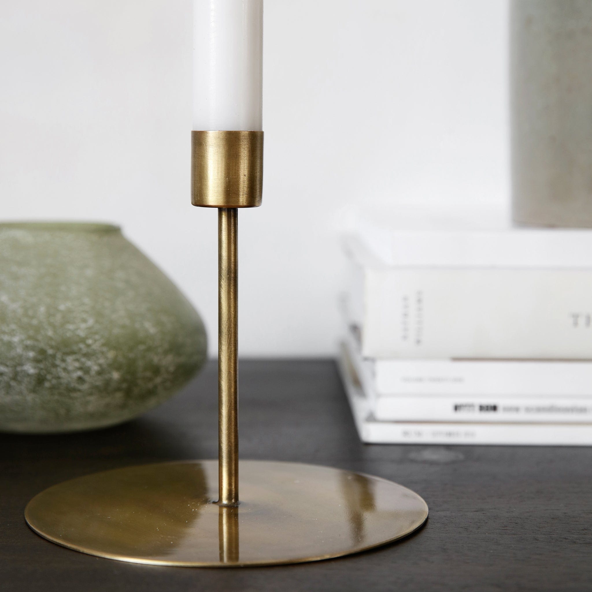 Kerzenhalter Anit aus antikem Messing