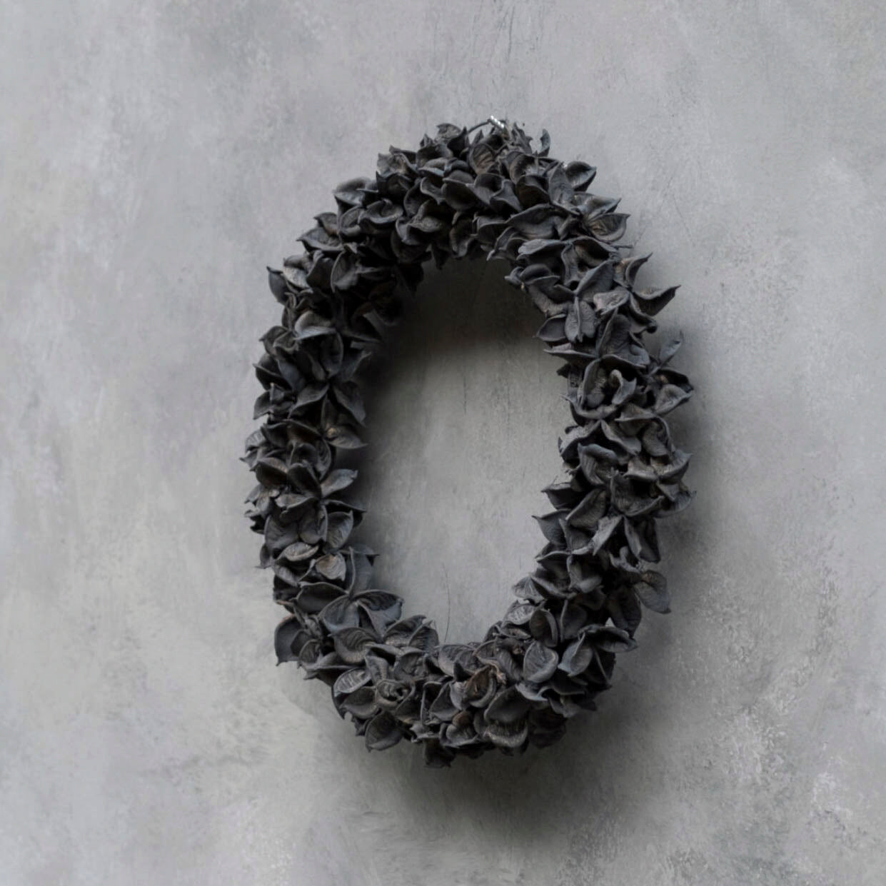 Kranz Cotton Pod - dunkelgrau / schwarz