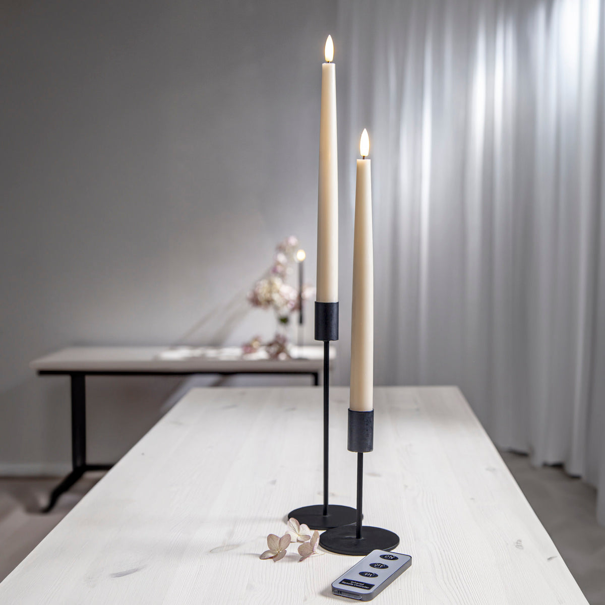 LED Stabkerzen 2er Set mit Fernbedienung