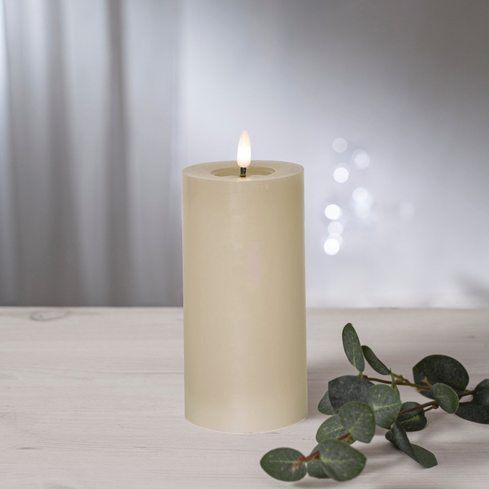 LED Stumpenkerze - beige
