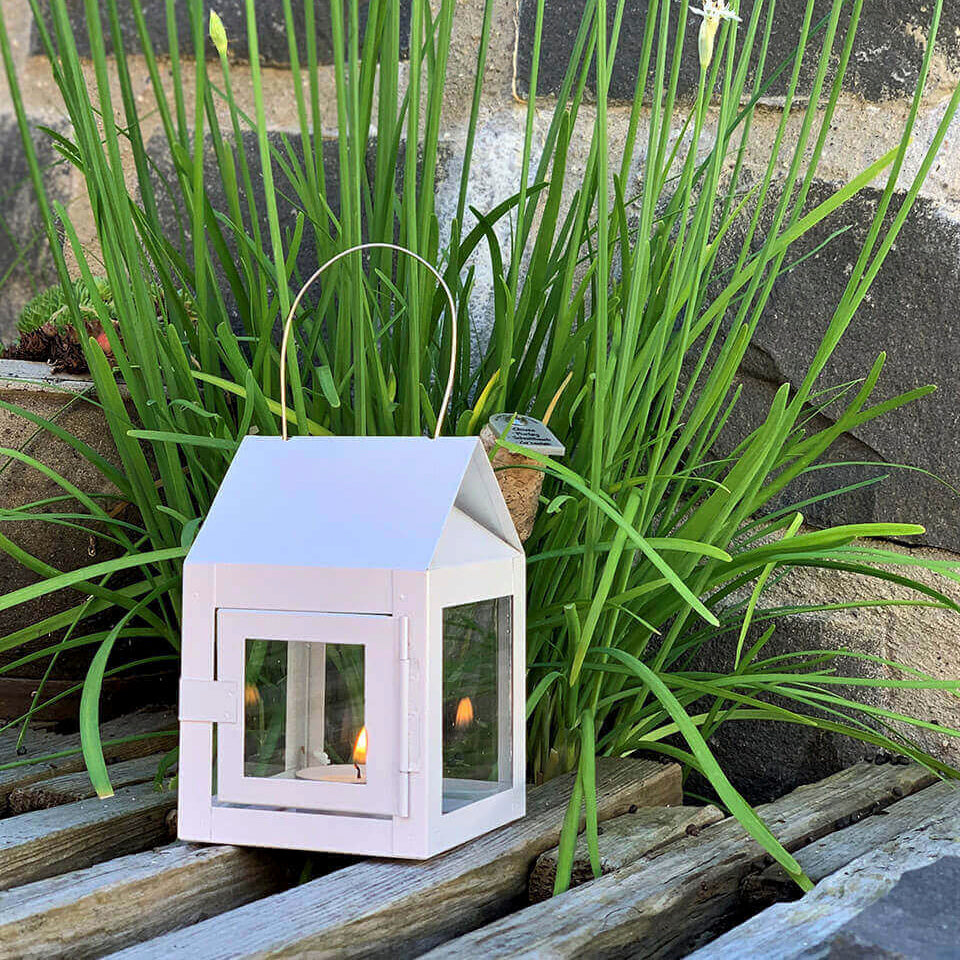 Laterne mit Aufhängung - weiß