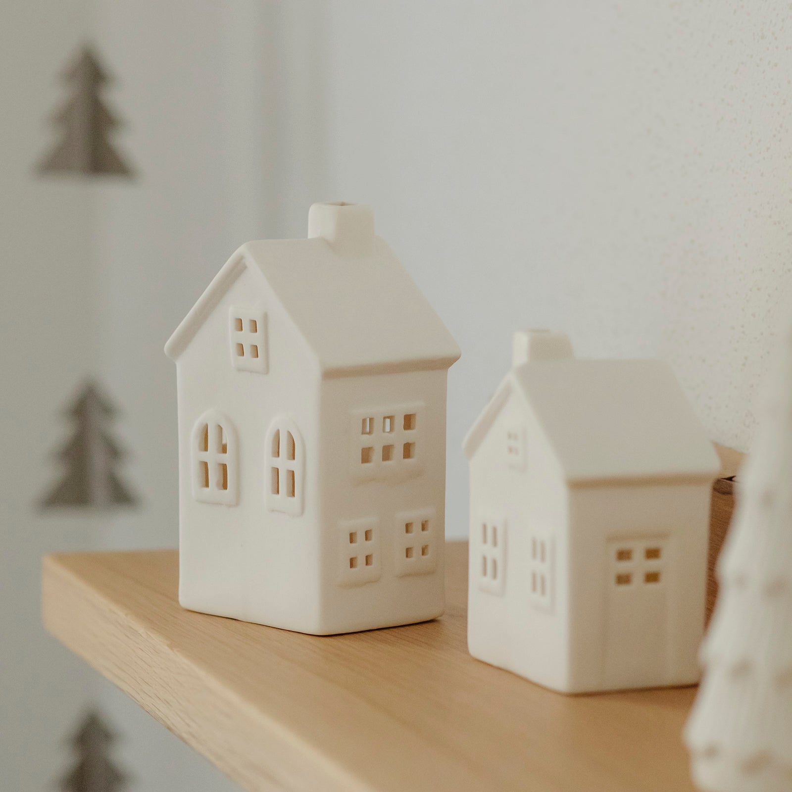 Lichthaus Lykka mit LED Beleuchtung - weiß