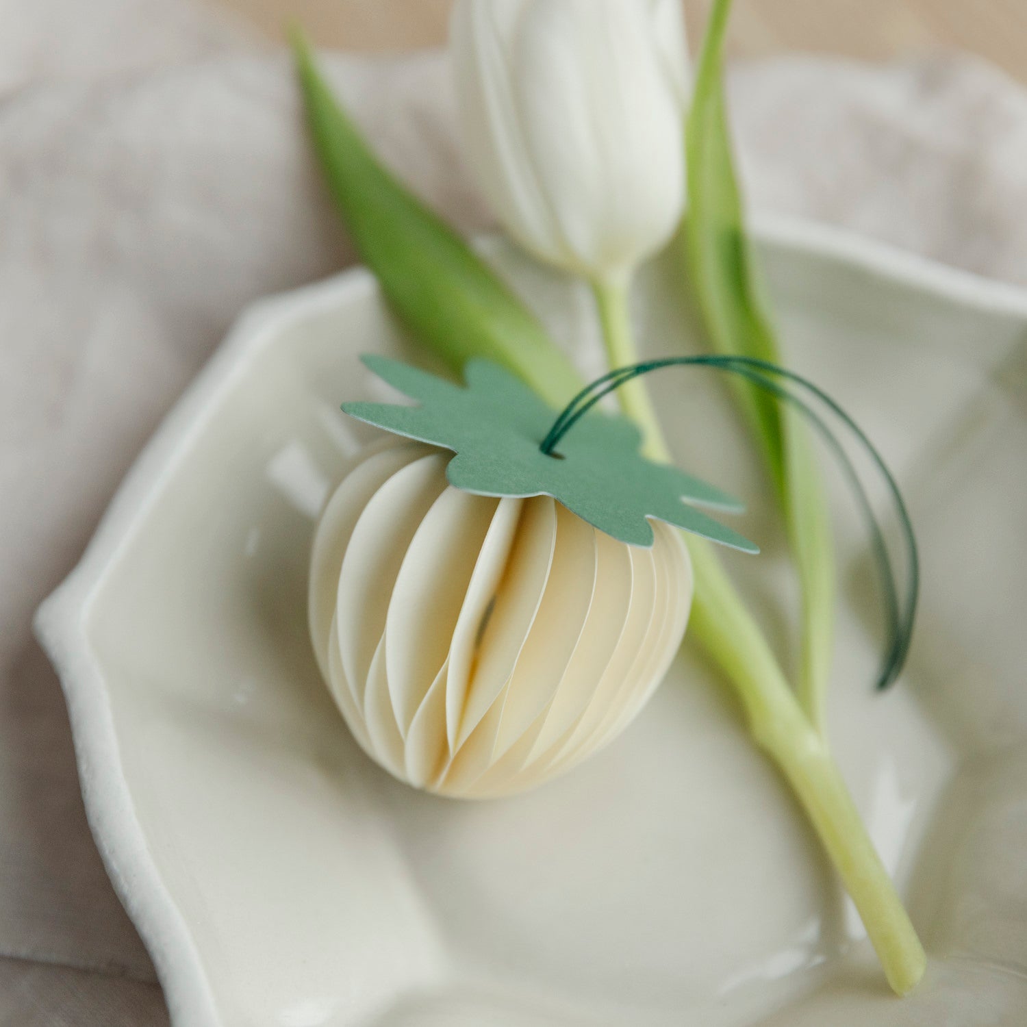 Papieranhänger Erdbeere - ivory