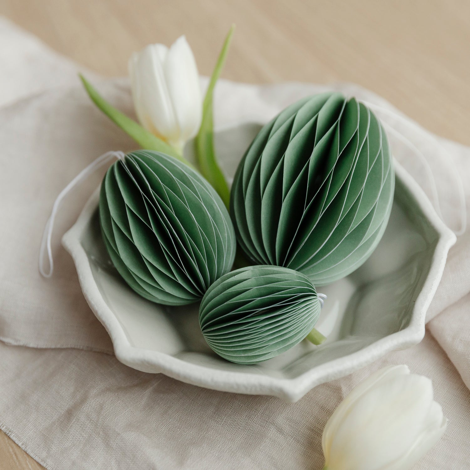 Osterei aus Papier - grün