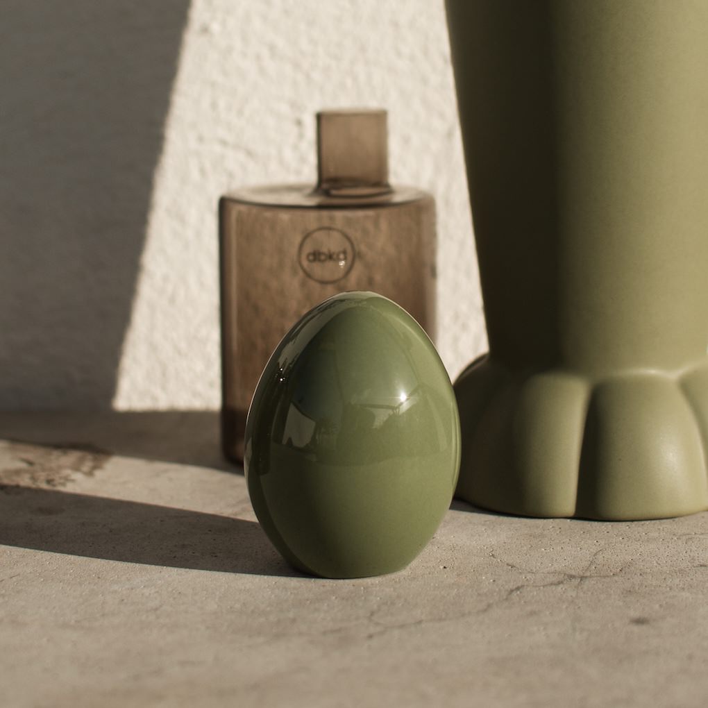 Standing Egg Osterdekoration - shiny grün