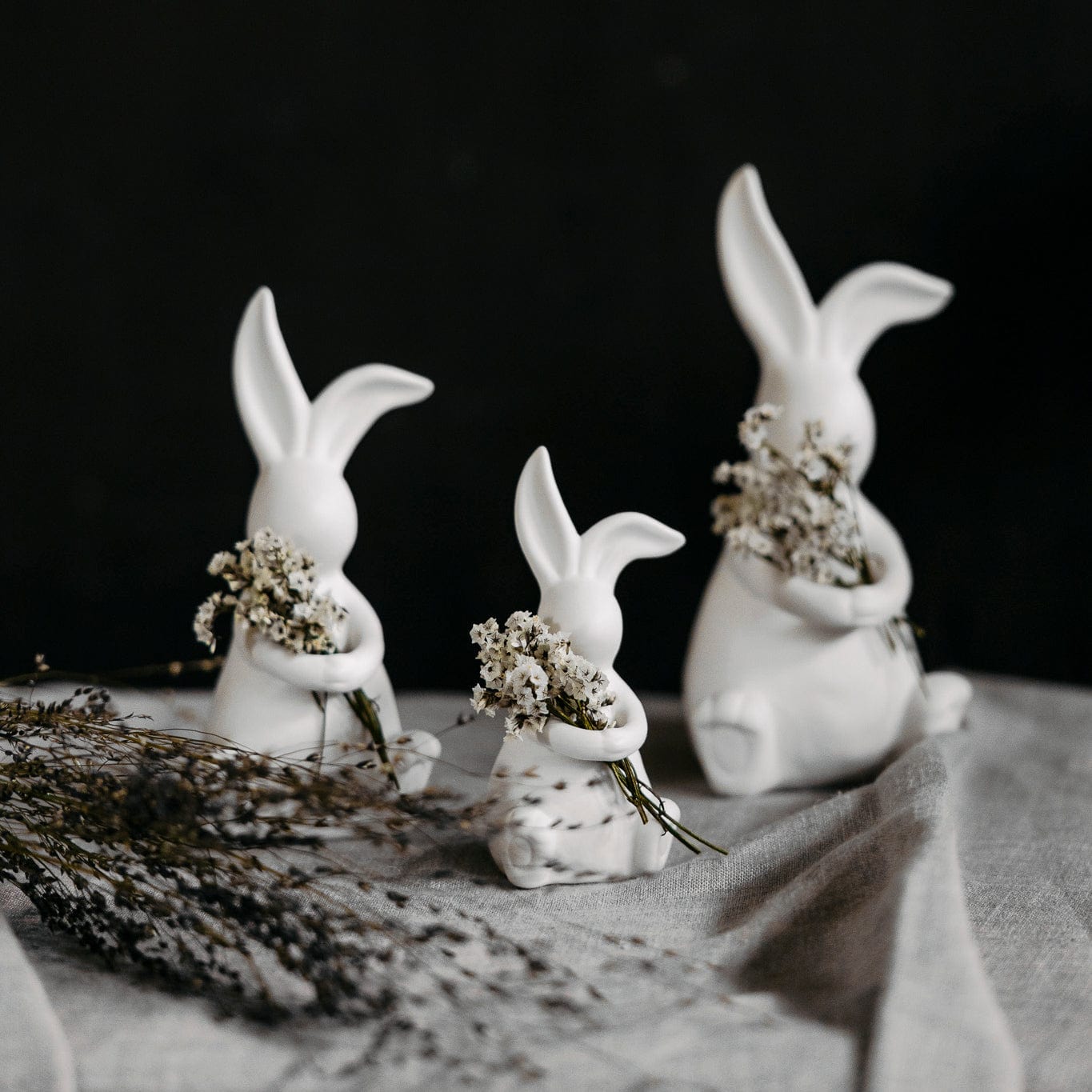 Osterdekoration Hase Elias - weiß