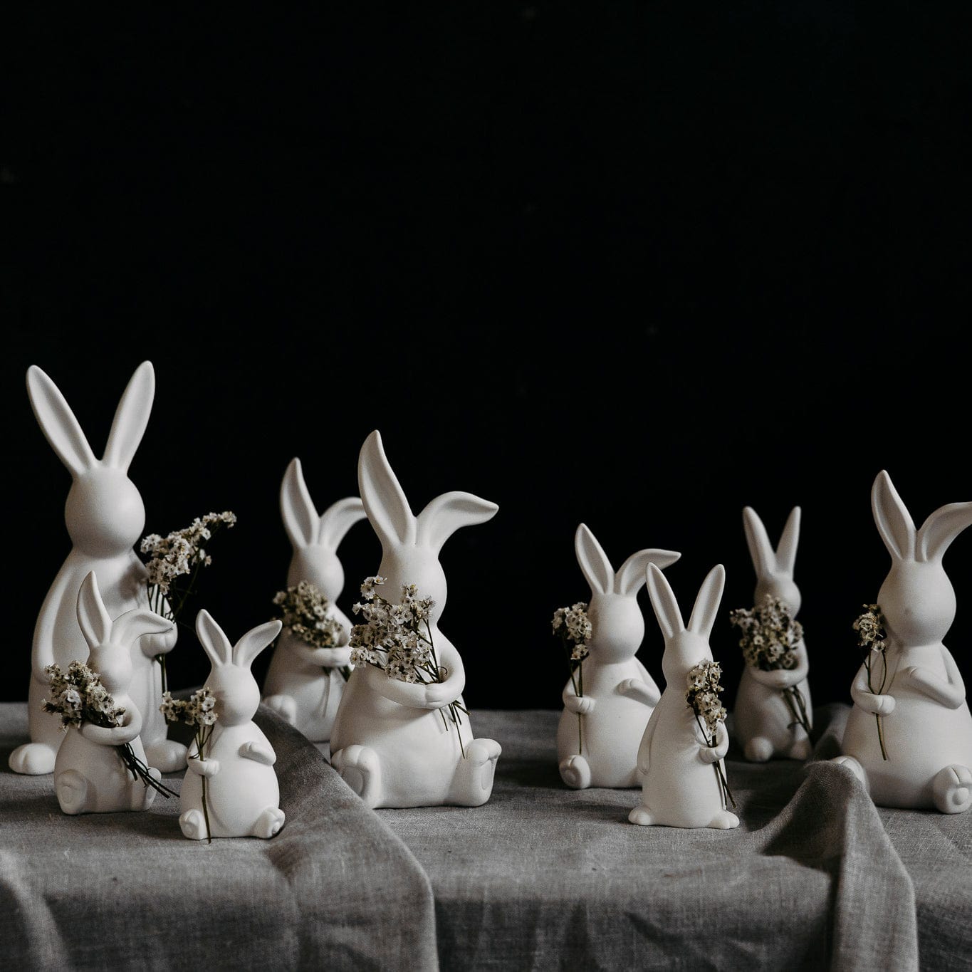 Osterdekoration Hase Emilia - weiß