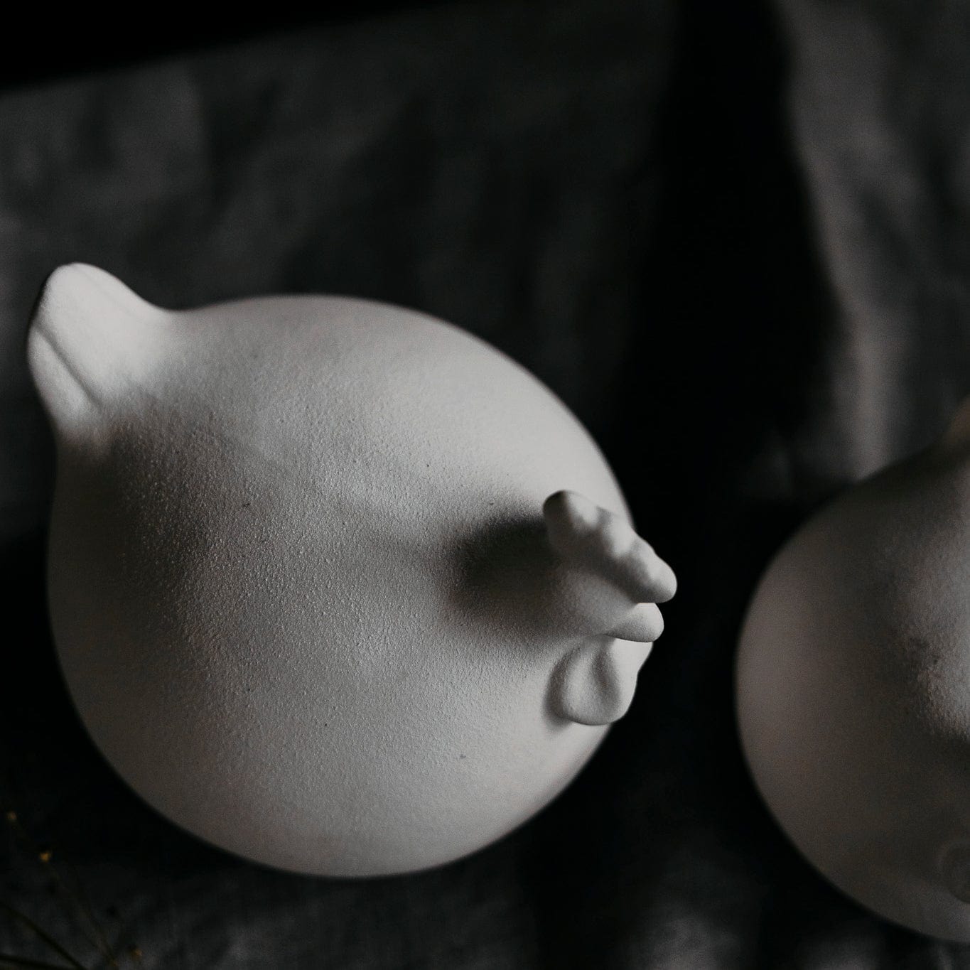 Osterdekoration Henne Ruth - weiß