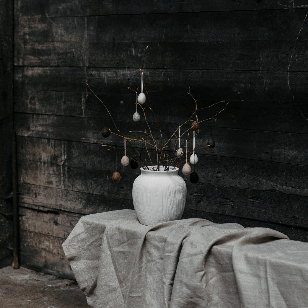 Ullas Osterei aus Filz - dunkelbraun