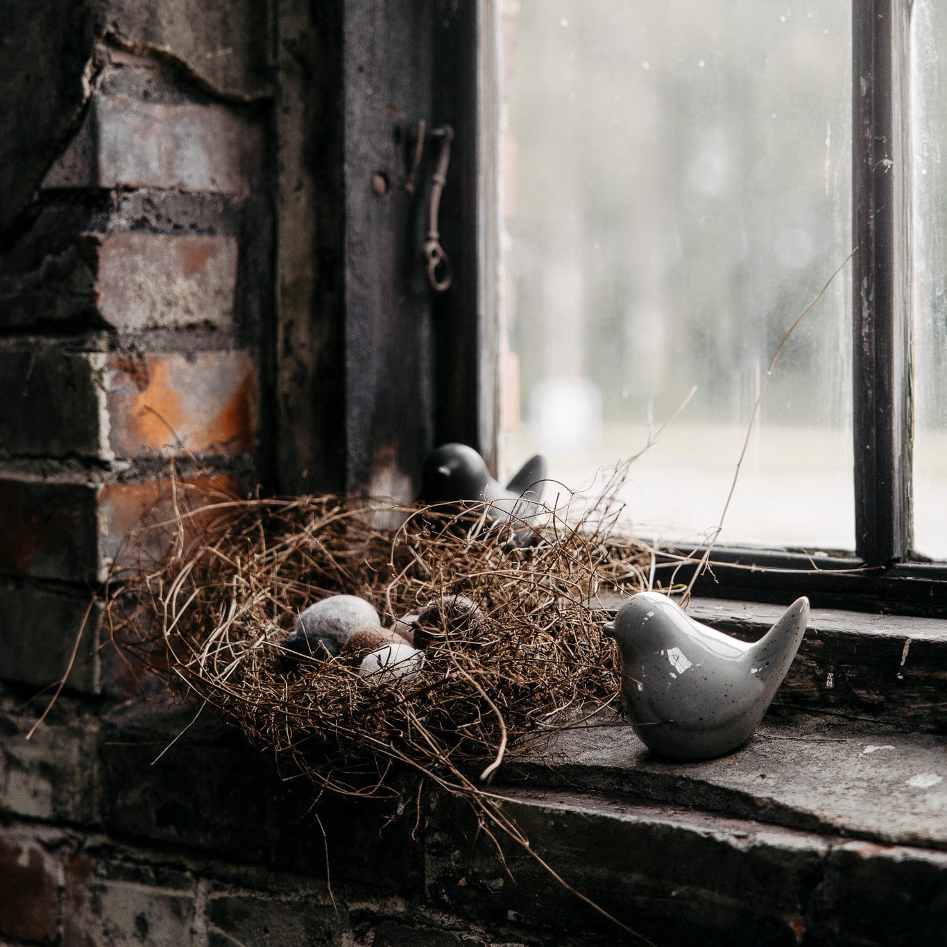 Ullas Osterei aus Filz - grau