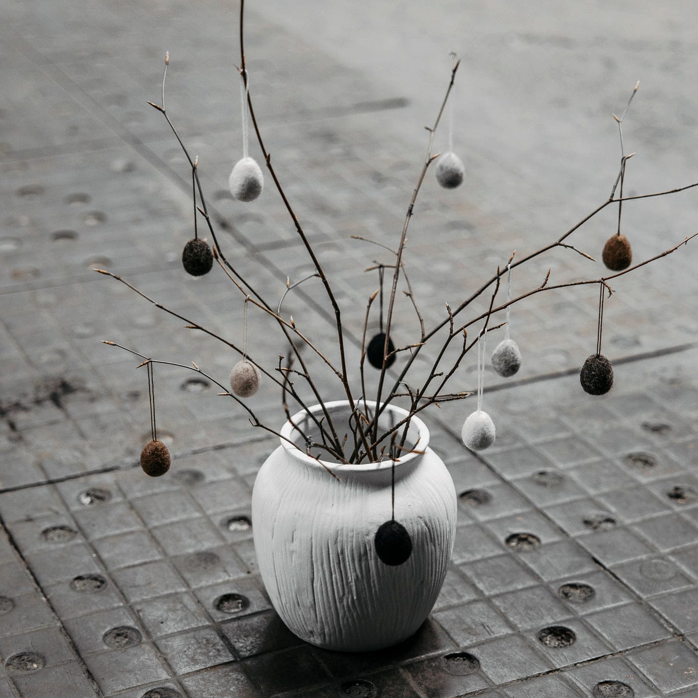 Ullas Osterei aus Filz - weiss