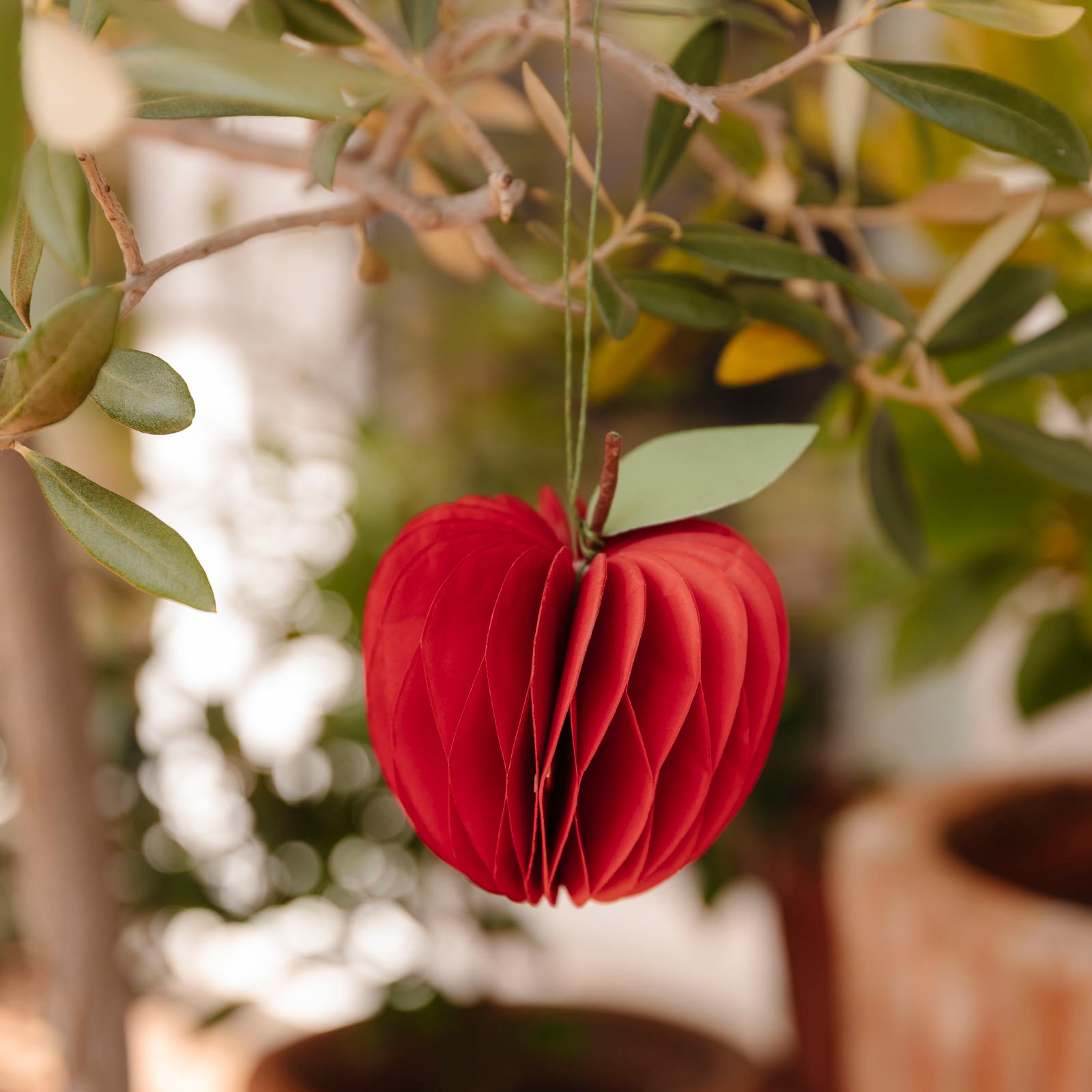 Papieranhänger Apfel - rot