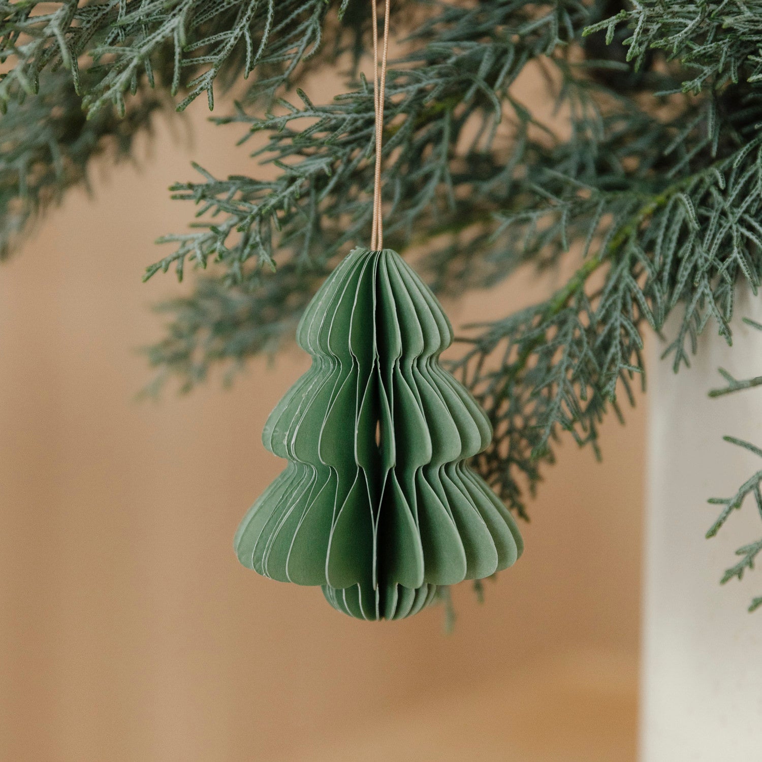 Papieranhänger Tannenbaum - grün