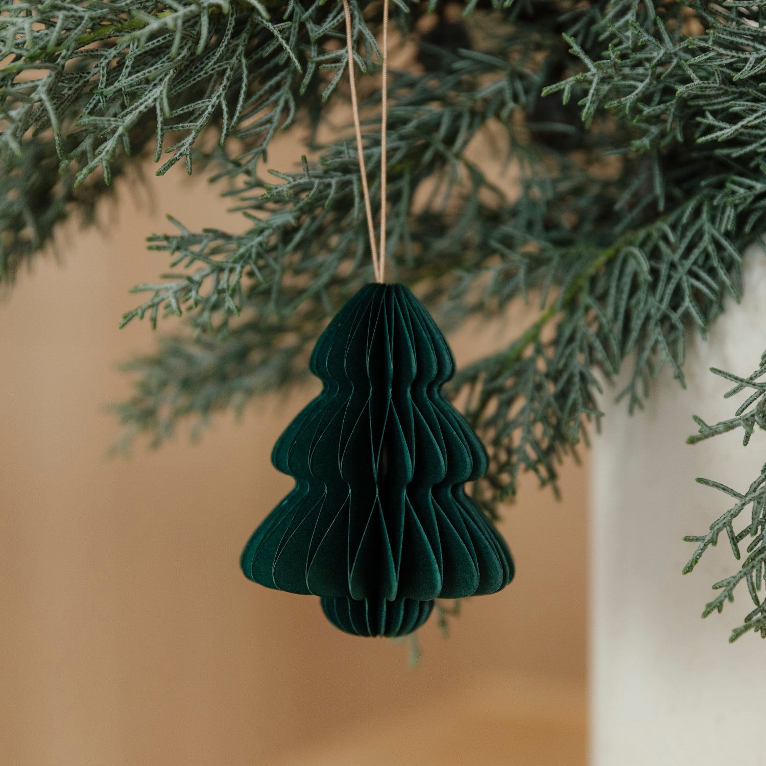 Papieranhänger Tannenbaum - dunkelgrün