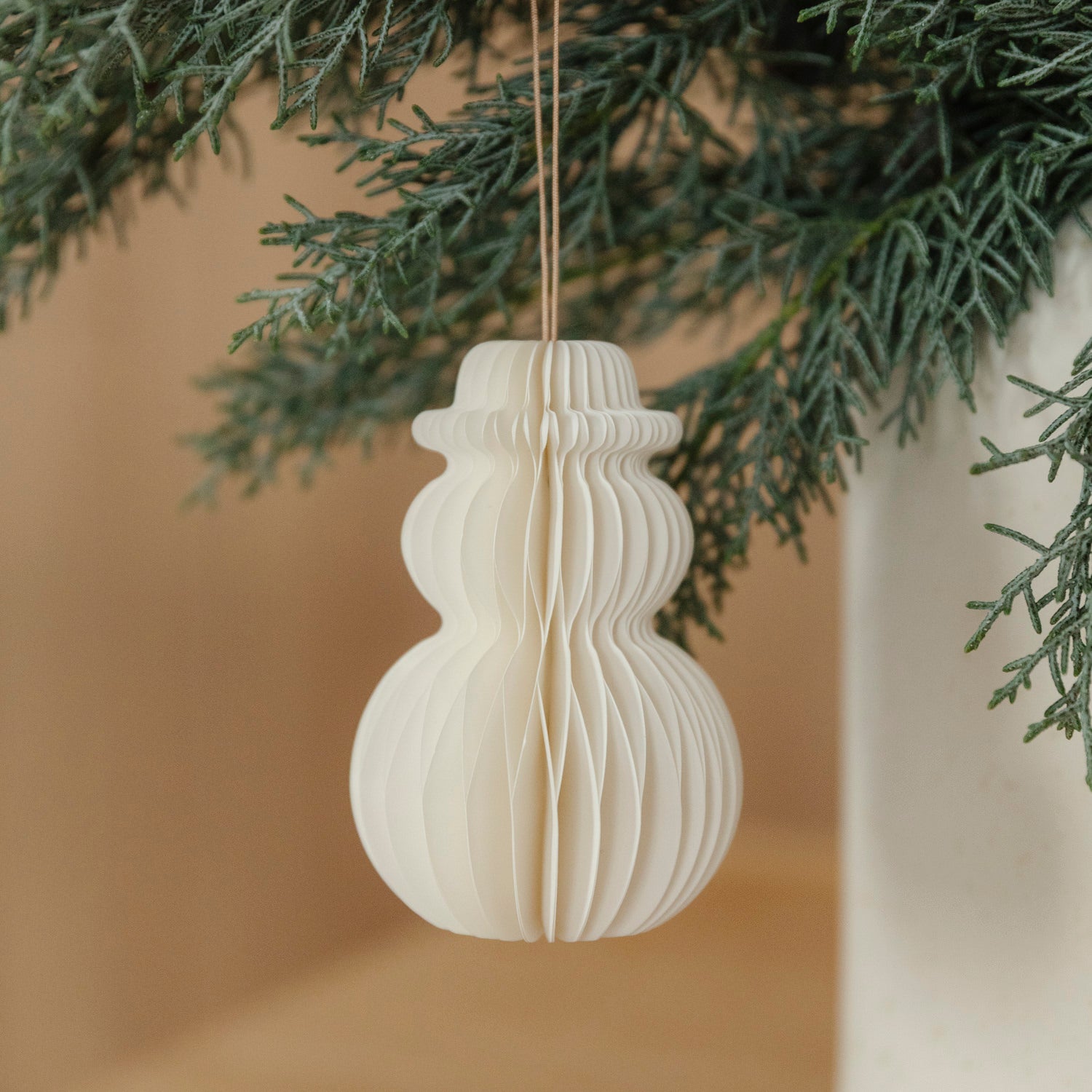 Papieranhaenger Schneemann - weiß