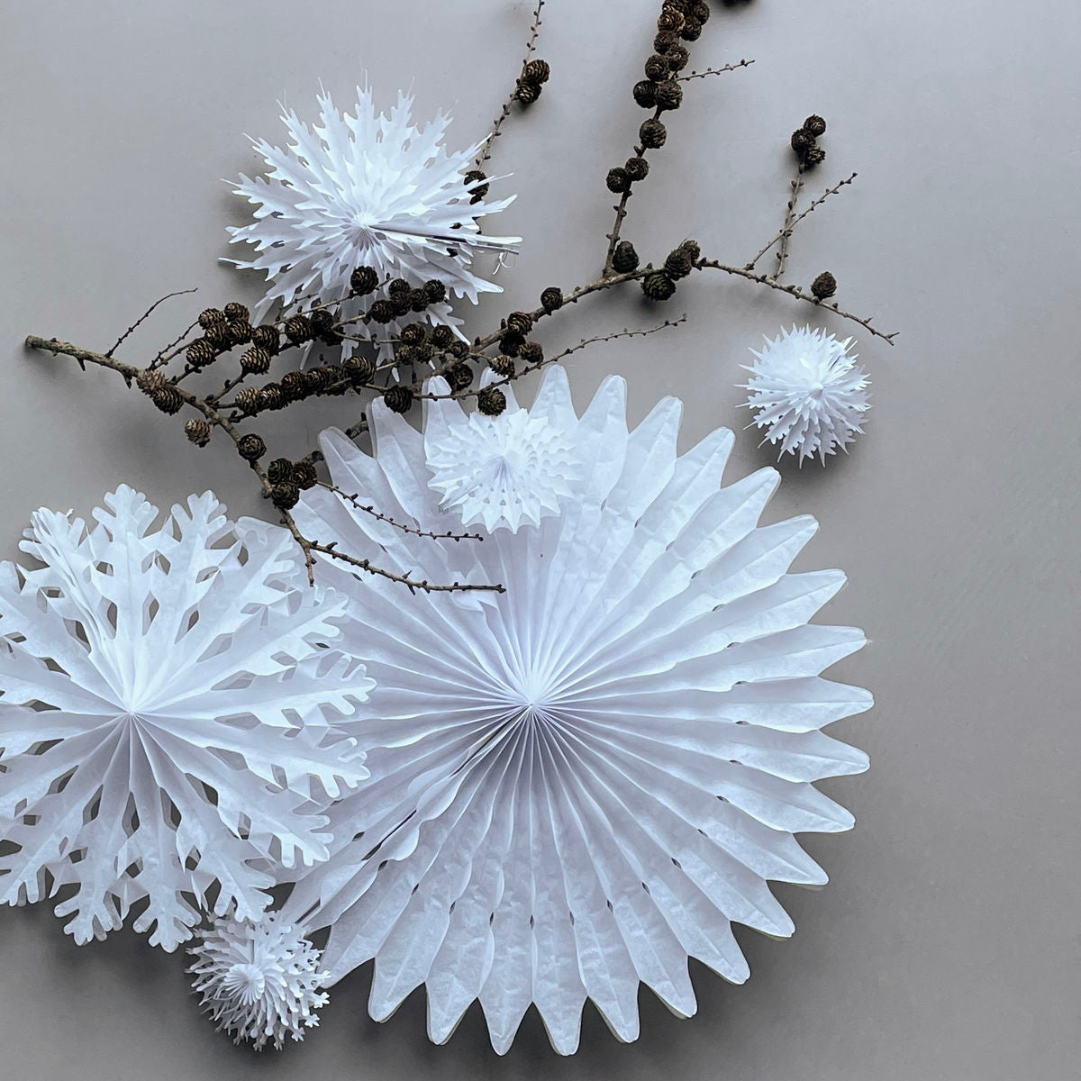 Papierstern Fold 68cm - weiß